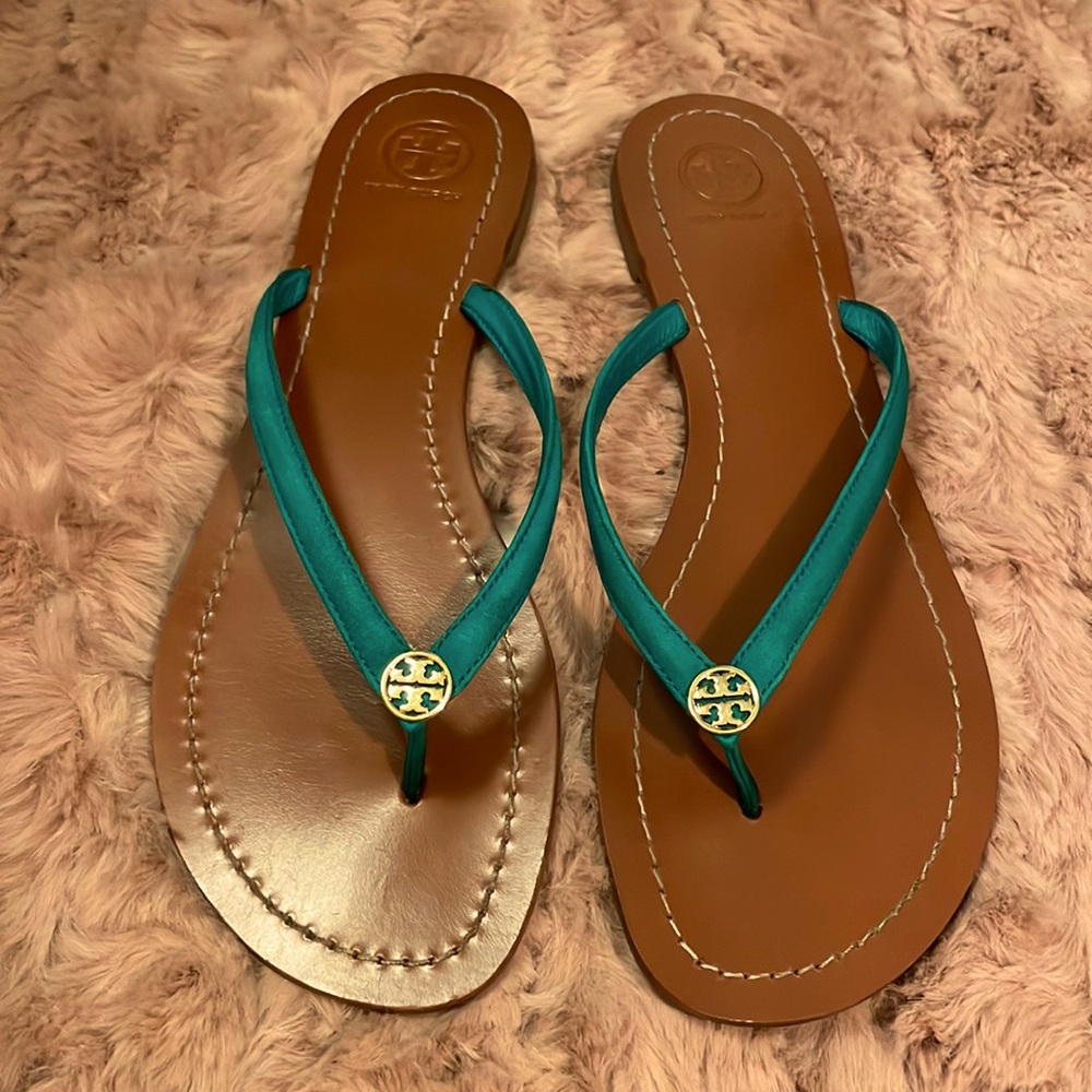 Tory Burch Terra Thong Sandal in Green Jungle